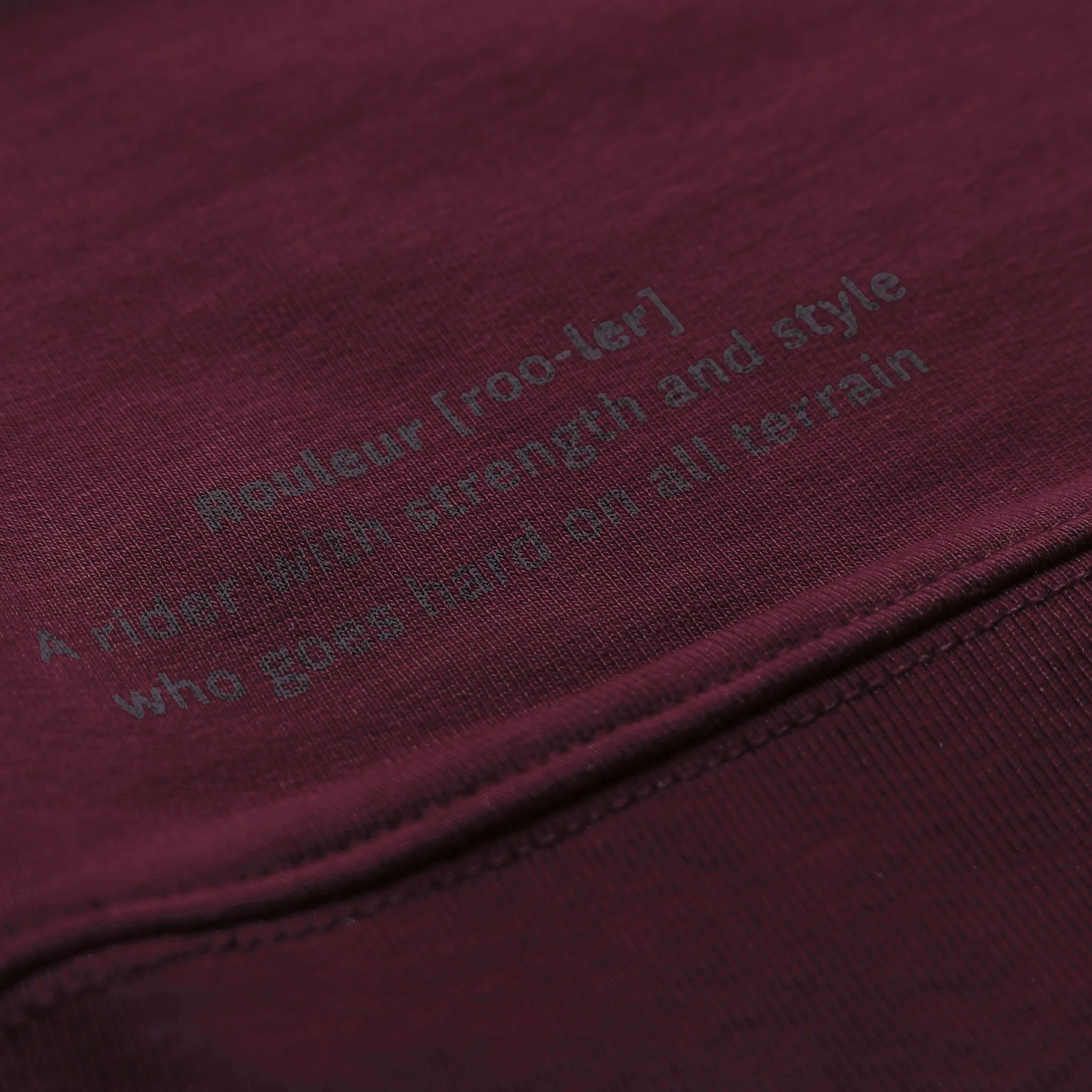 Rouleur Logo - Organic Sweatshirt - Unisex - Burgundy - Image 7